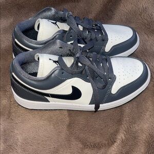 Little boys Nike Gray and White Sneakers
